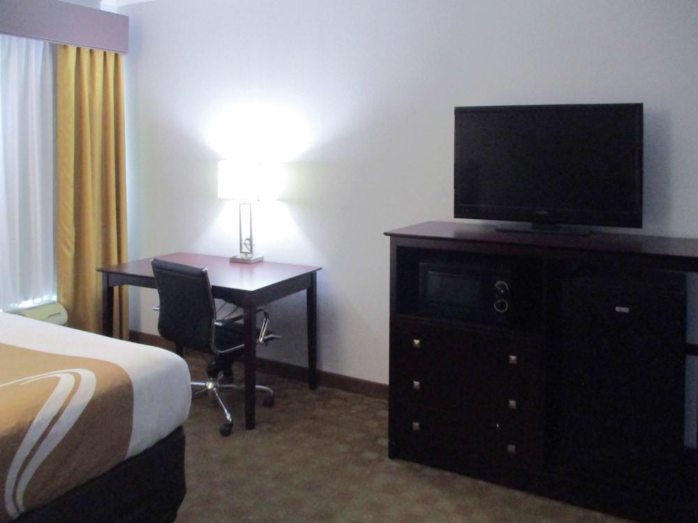 Quality Inn Leesville エクステリア 写真