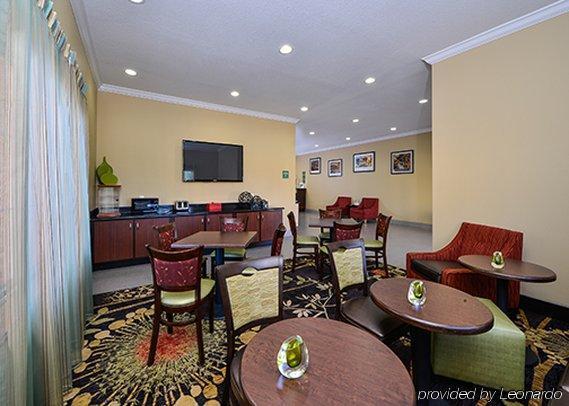 Quality Inn Leesville エクステリア 写真
