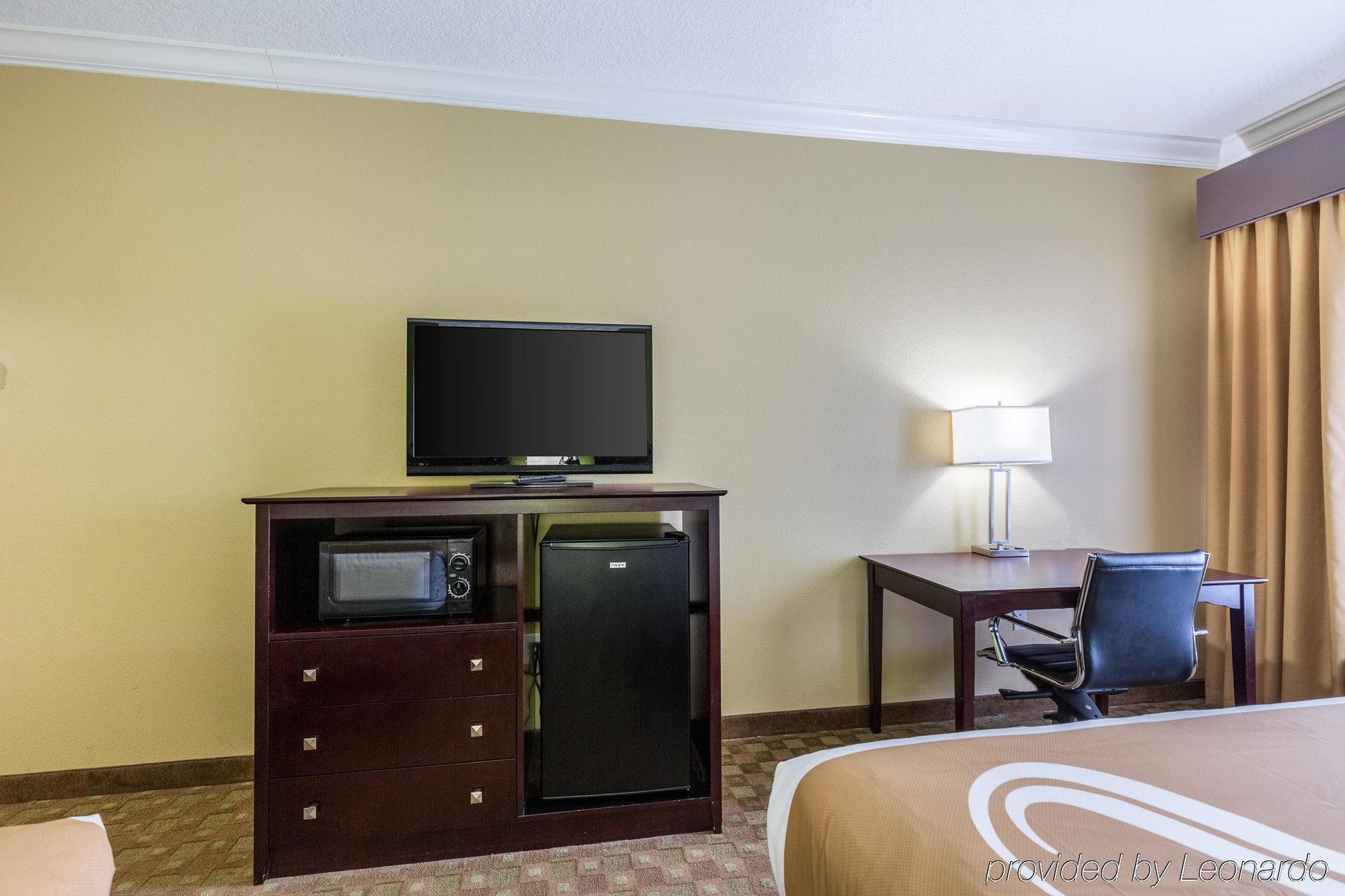 Quality Inn Leesville エクステリア 写真