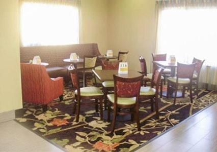 Quality Inn Leesville エクステリア 写真